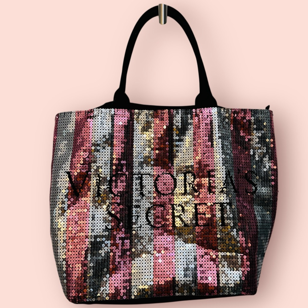 Victoria's Secret Limited Edition Pink Silver Sequin Weekender Tote Bag One Size - Picture 2 of 7